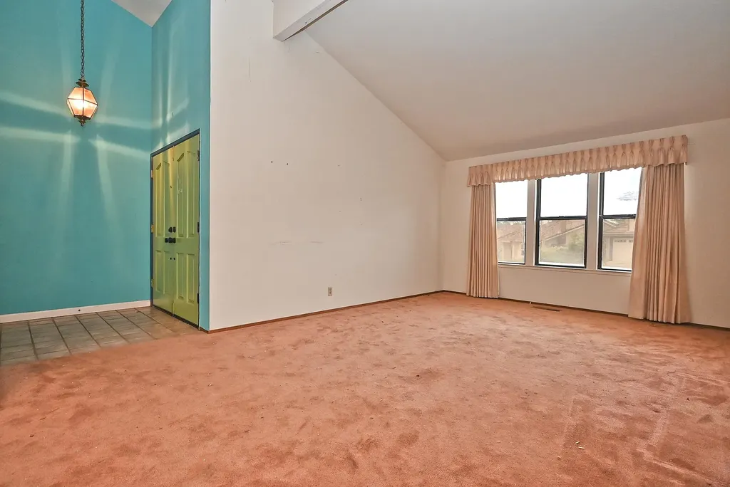 17764 Columbia Drive Castro Valley CA 94552