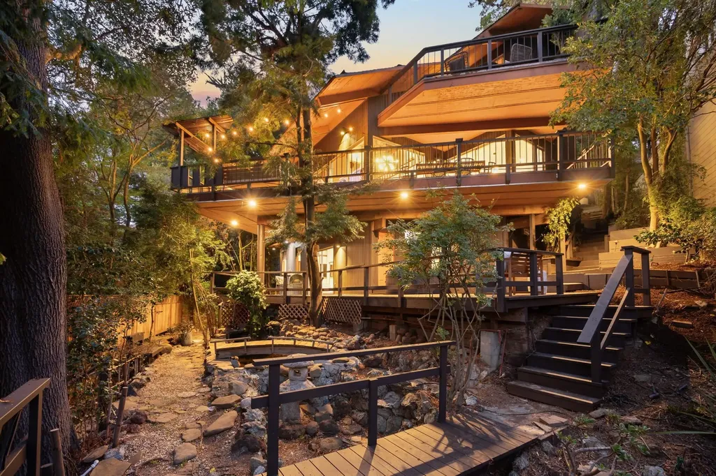 2835 Morley Drive Oakland CA 94611