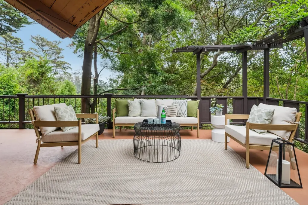 2835 Morley Drive Oakland CA 94611