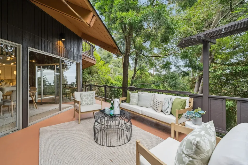 2835 Morley Drive Oakland CA 94611