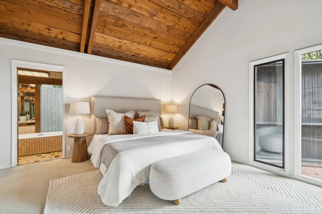 2835 Morley Drive Oakland CA 94611