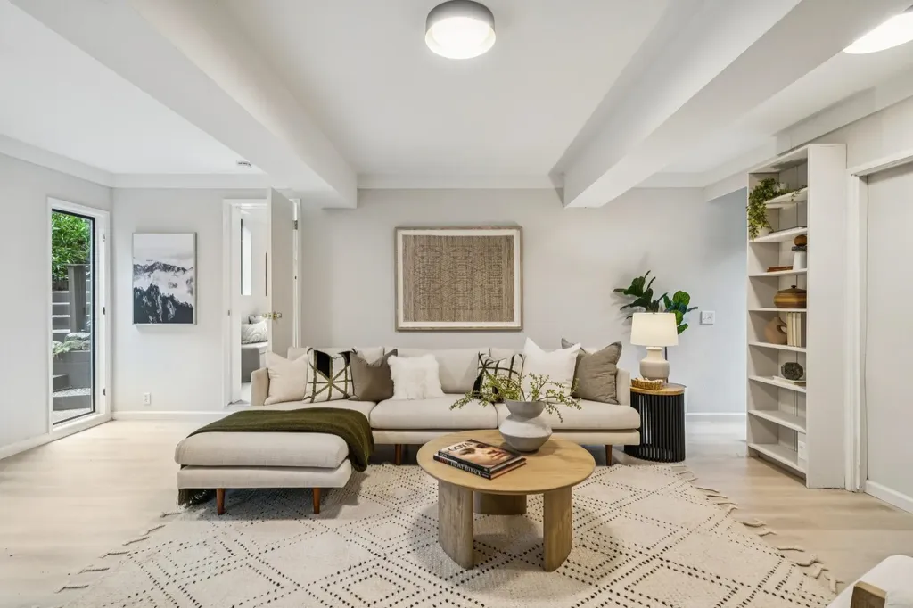 2835 Morley Drive Oakland CA 94611