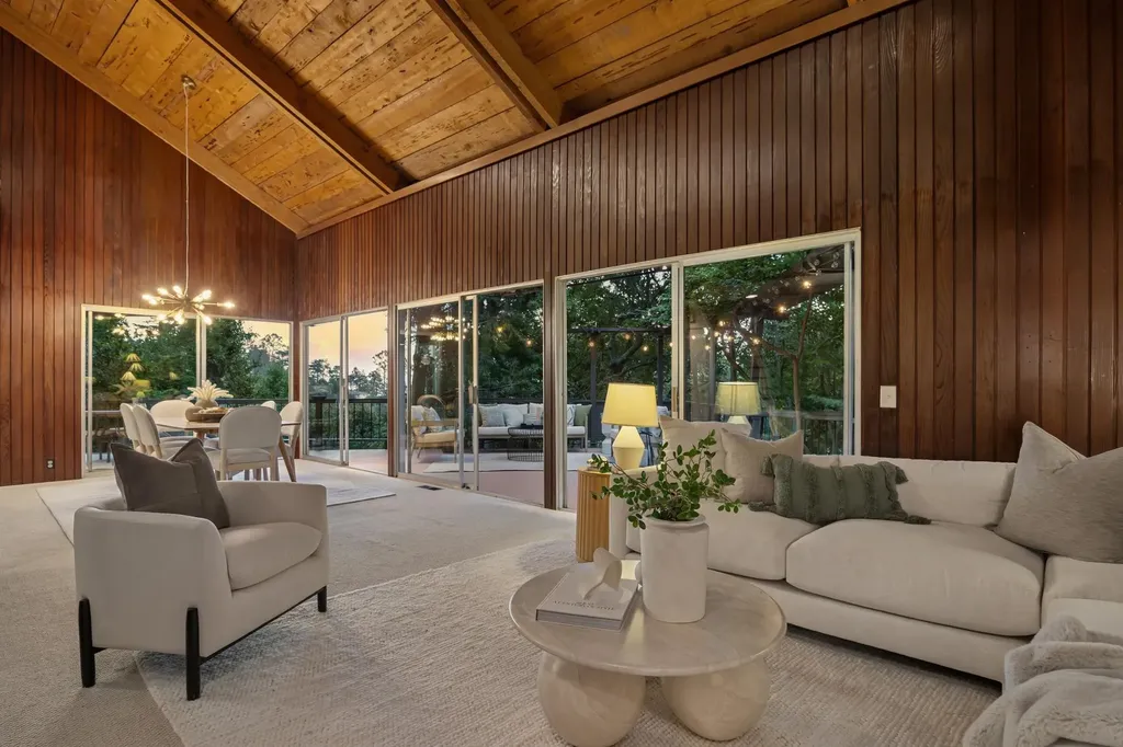 2835 Morley Drive Oakland CA 94611