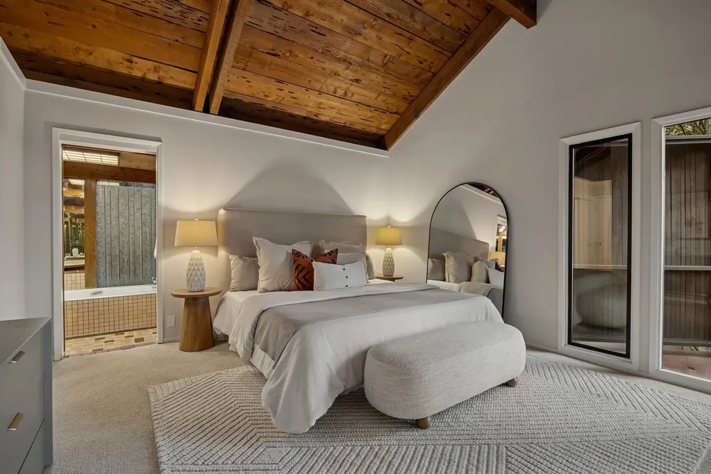 2835 Morley Drive Oakland CA 94611