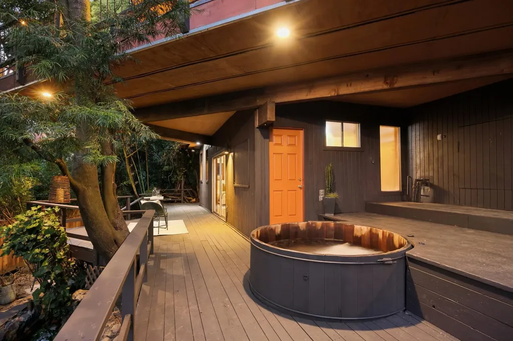 2835 Morley Drive Oakland CA 94611