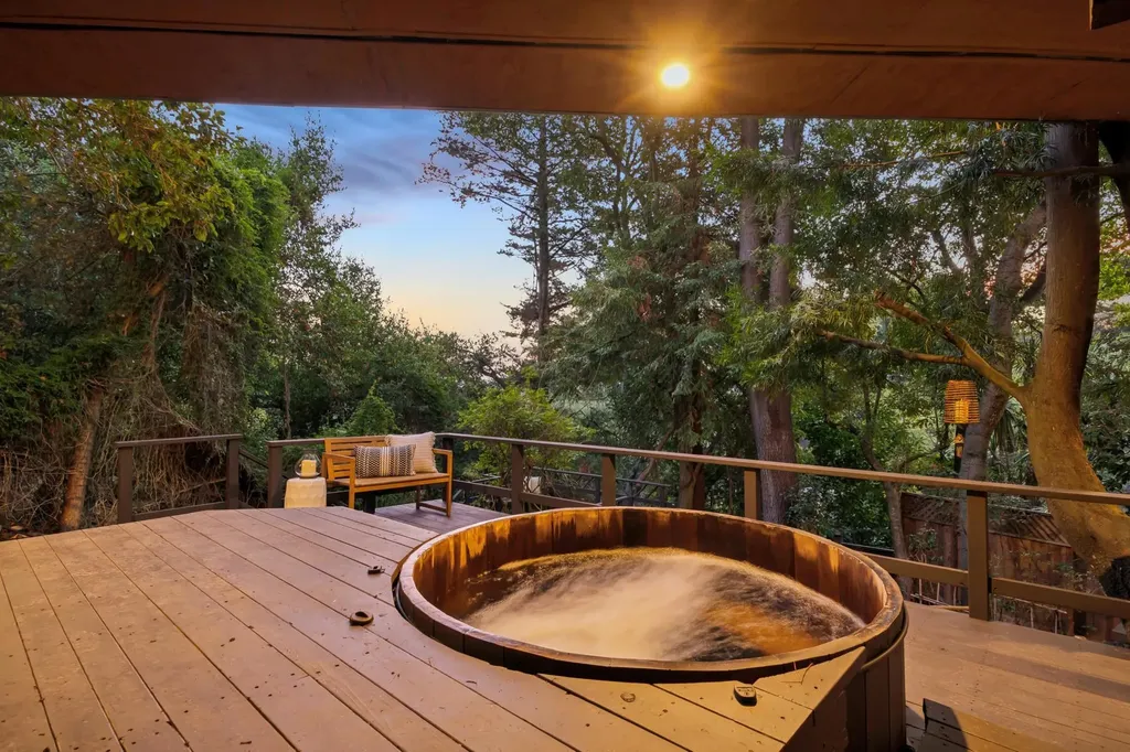 2835 Morley Drive Oakland CA 94611