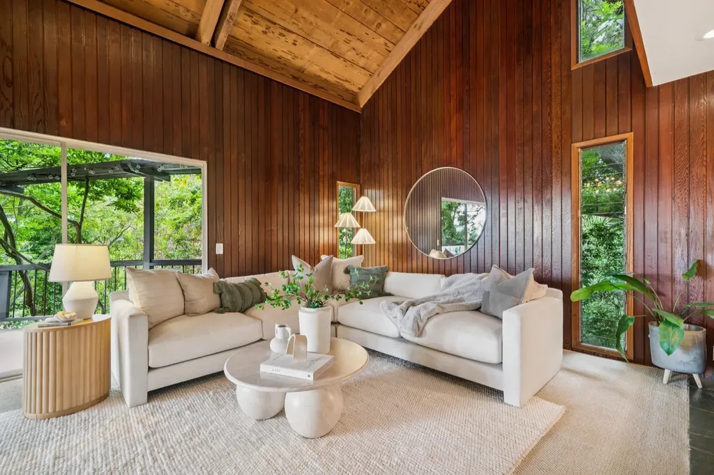 2835 Morley Drive Oakland CA 94611