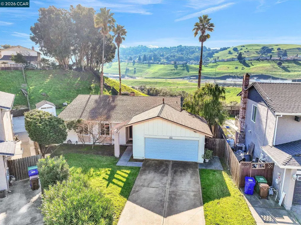 121 Fir Court Hercules CA 94547