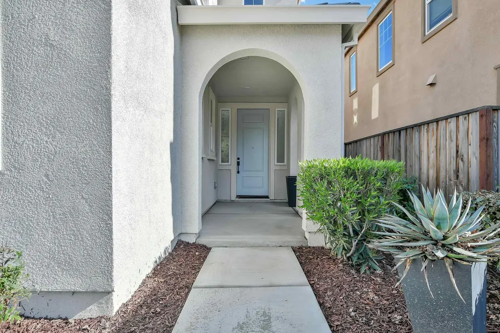 5425 Alvar Loop Antioch CA 94531