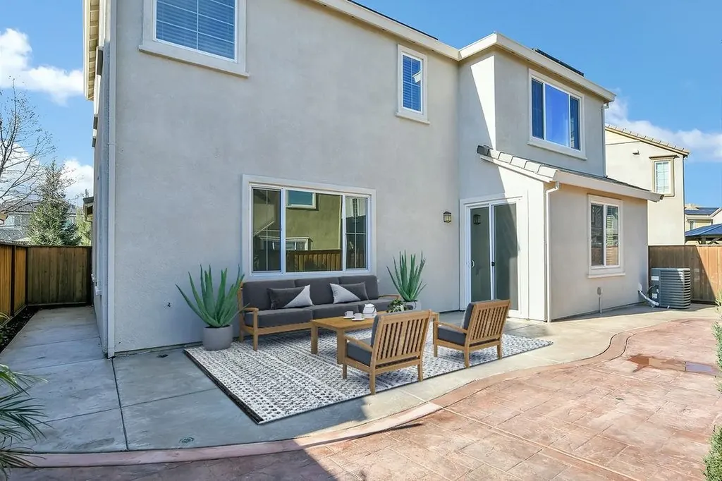 5425 Alvar Loop Antioch CA 94531