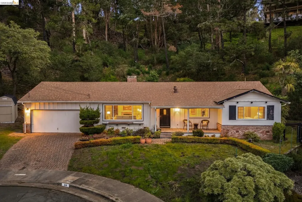 20 Marvin Court Oakland CA 94605