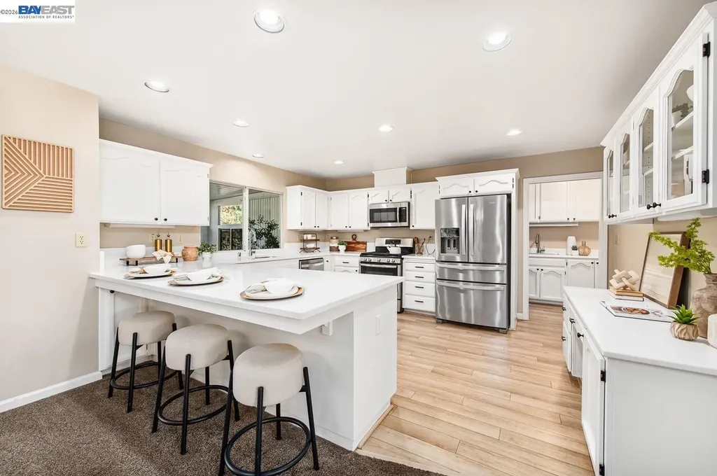 297 Del Valle Court Pleasanton CA 94566