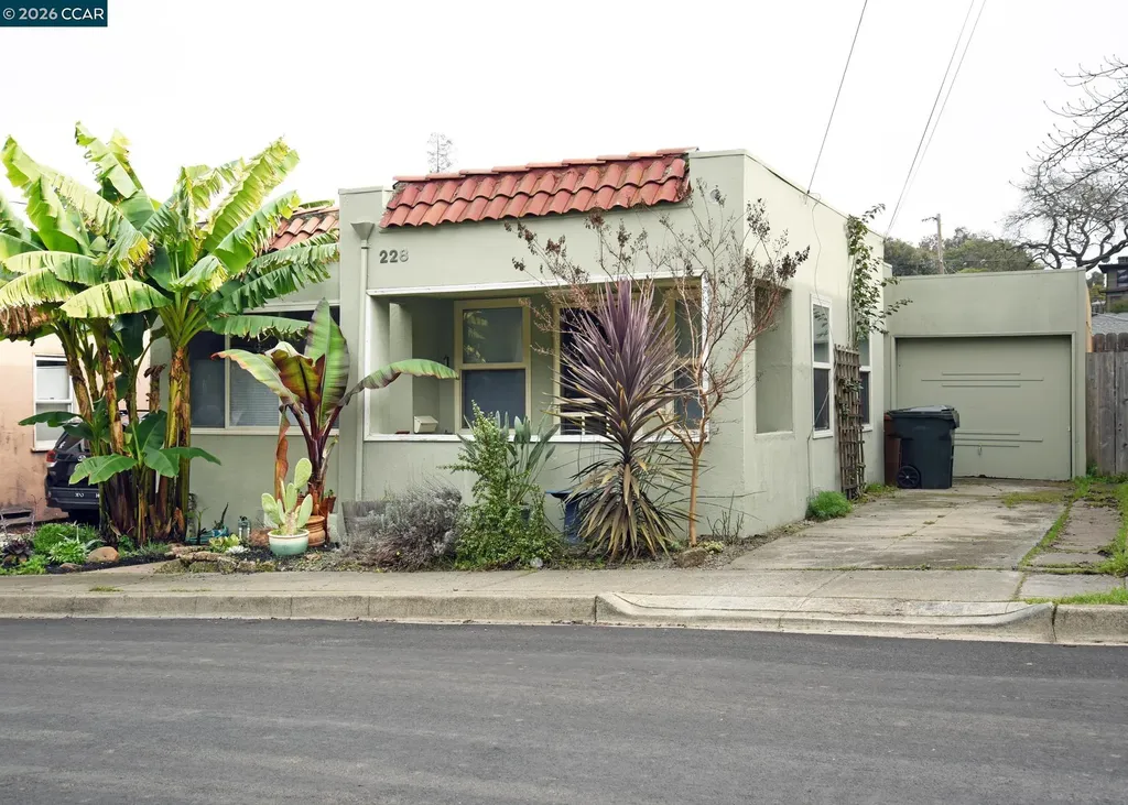228 Arreba Street Martinez CA 94553