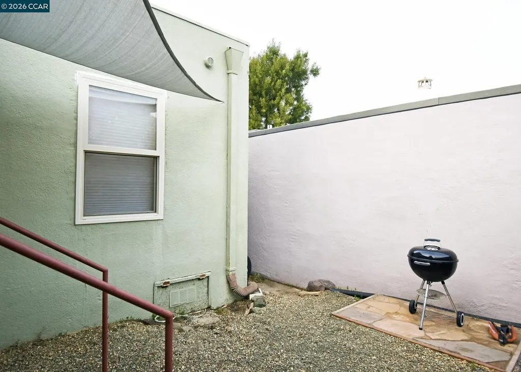 228 Arreba Street Martinez CA 94553