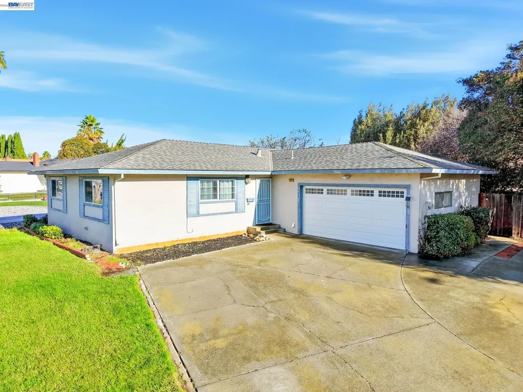 7482 Birkdale Drive Newark CA 94560