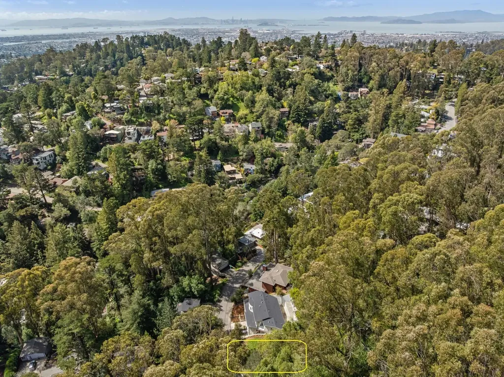 0 Arrowhead Drive Oakland CA 94611