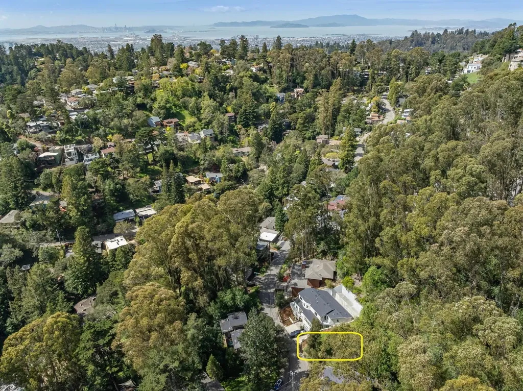 0 Arrowhead Drive Oakland CA 94611