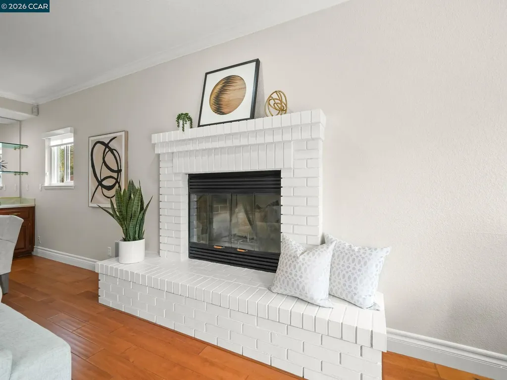 376 Blue Oak Lane Clayton CA 94517