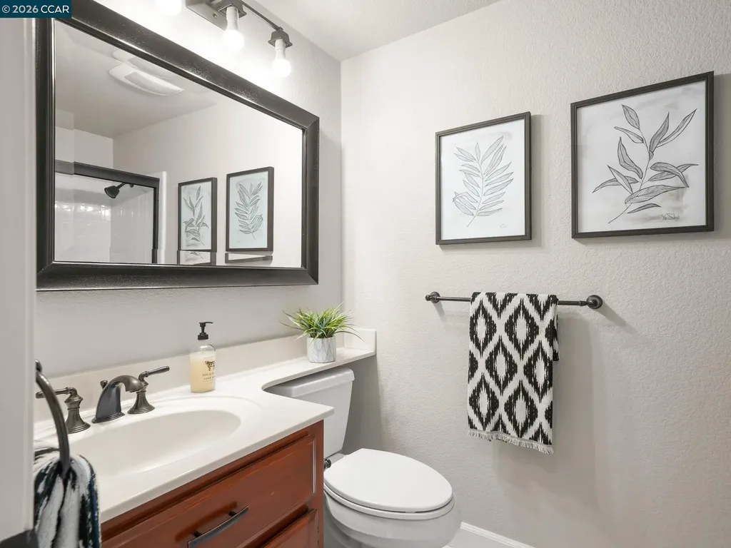 376 Blue Oak Lane Clayton CA 94517