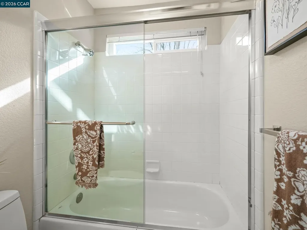 376 Blue Oak Lane Clayton CA 94517