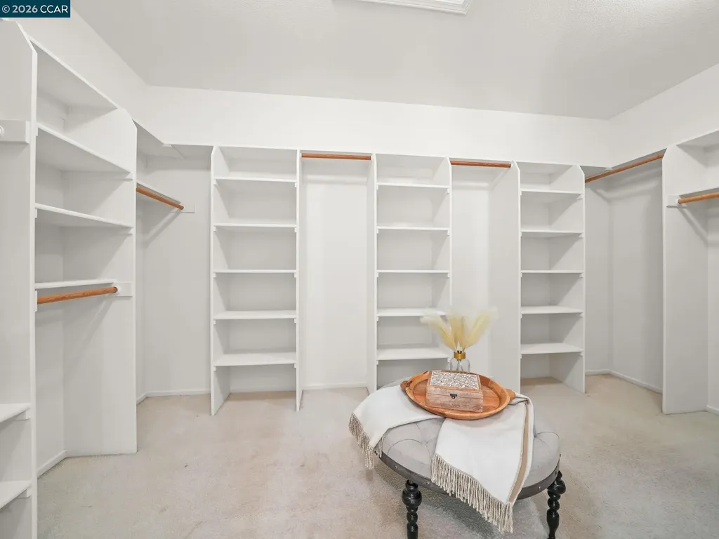 376 Blue Oak Lane Clayton CA 94517