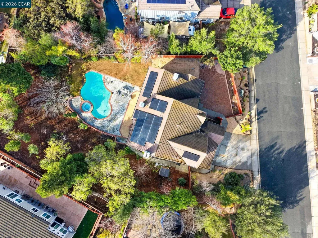 376 Blue Oak Lane Clayton CA 94517