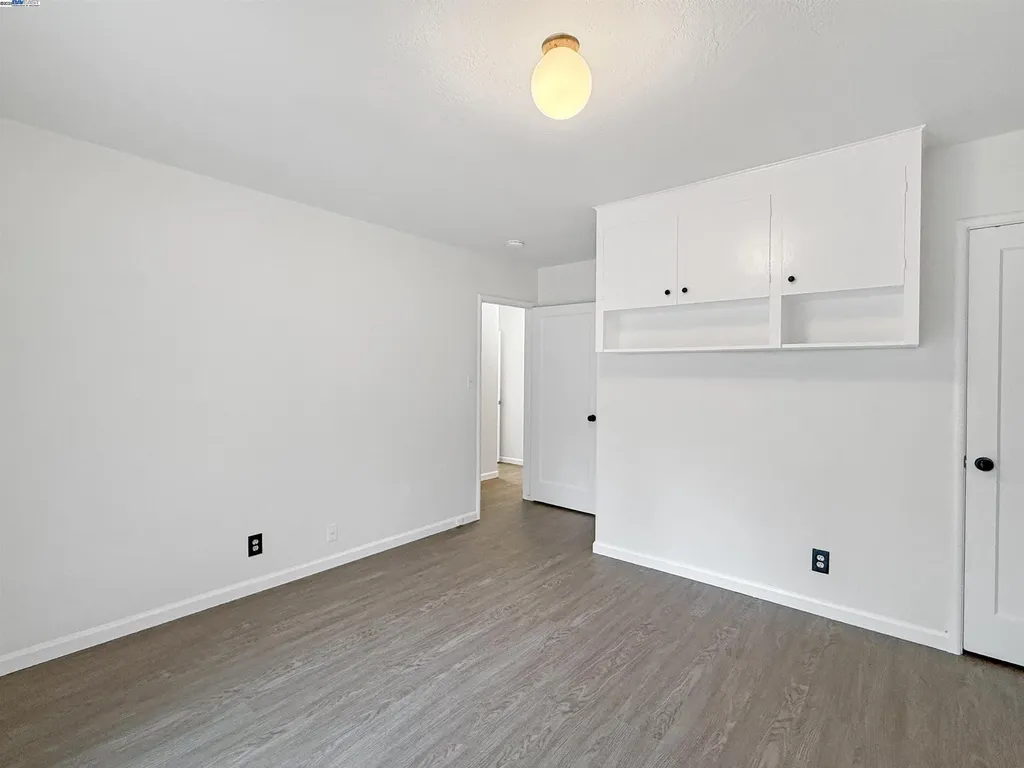 1516 Grove Way Hayward CA 94546