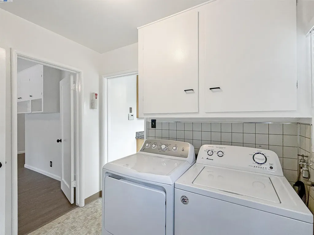 1516 Grove Way Hayward CA 94546