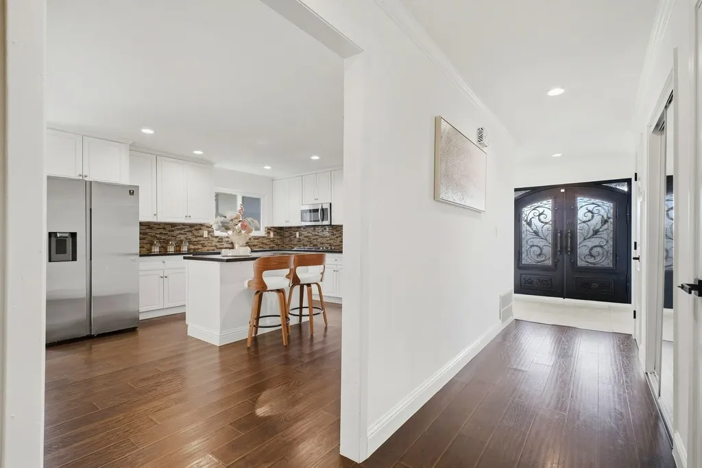 3247 Revere Avenue Oakland CA 94605