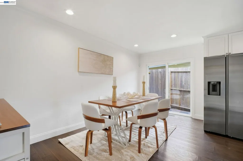 3247 Revere Avenue Oakland CA 94605