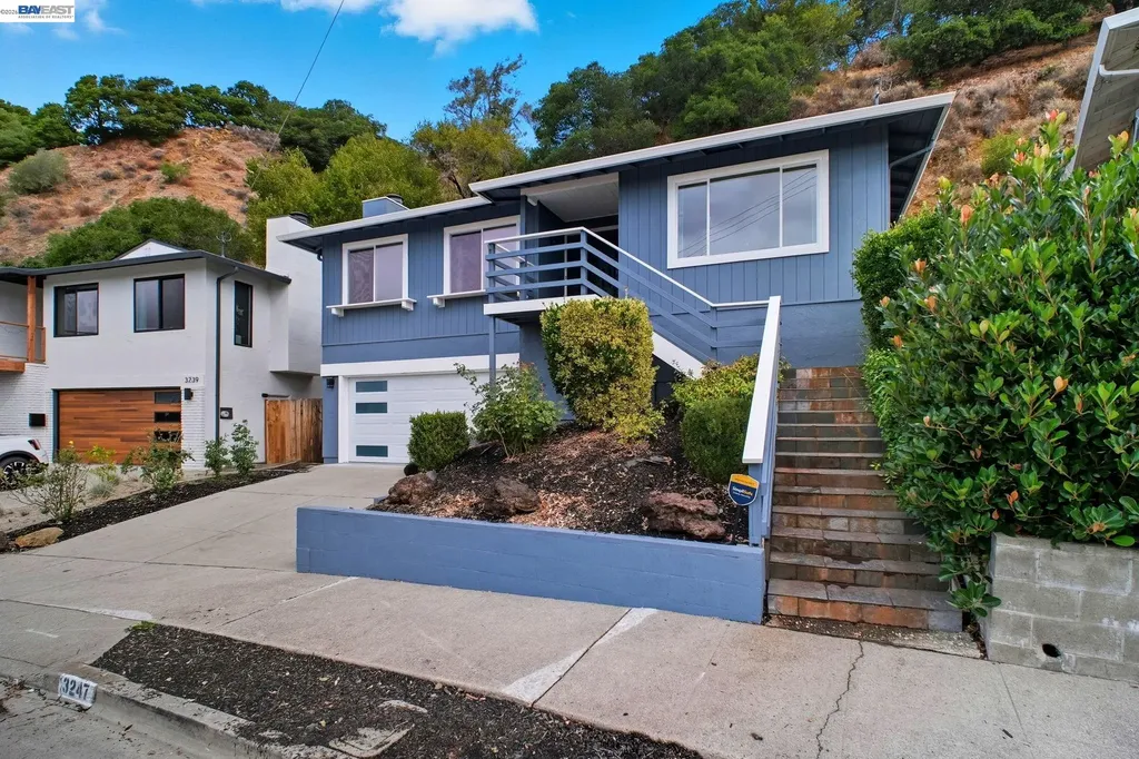 3247 Revere Avenue Oakland CA 94605