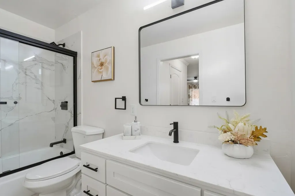 3247 Revere Avenue Oakland CA 94605