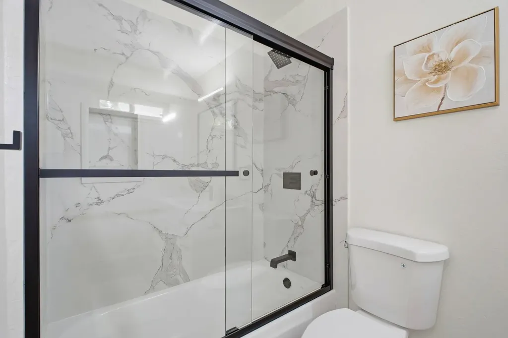 3247 Revere Avenue Oakland CA 94605