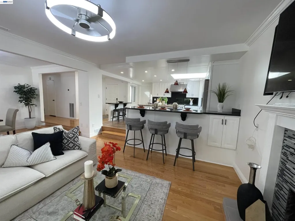 4347 San Juan Avenue Fremont CA 94536