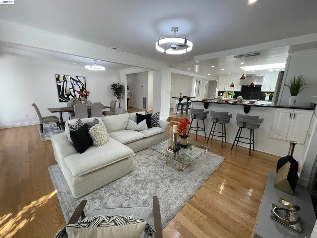 4347 San Juan Avenue Fremont CA 94536