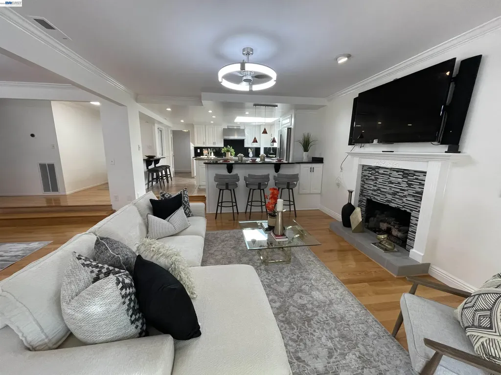 4347 San Juan Avenue Fremont CA 94536