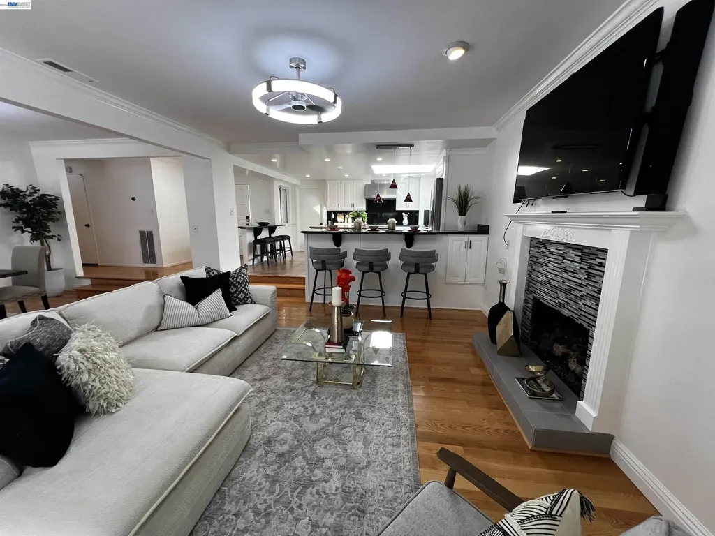 4347 San Juan Avenue Fremont CA 94536