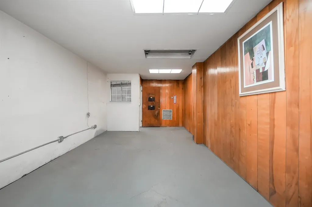 954 86th Avenue Oakland CA 94621
