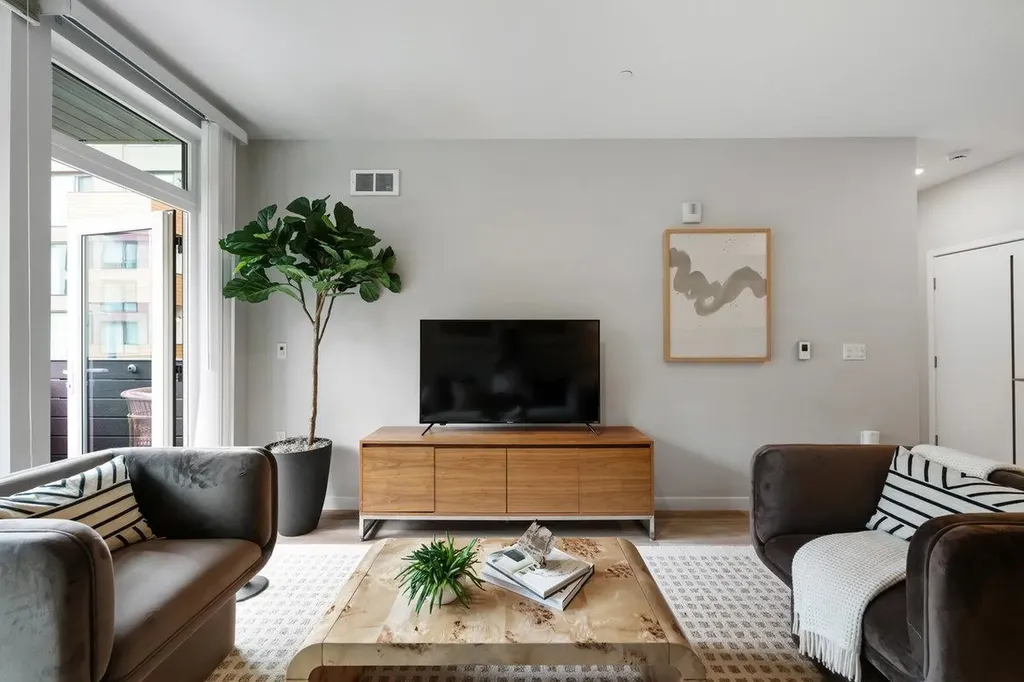 260 Brooklyn Basin Way Oakland CA 94606