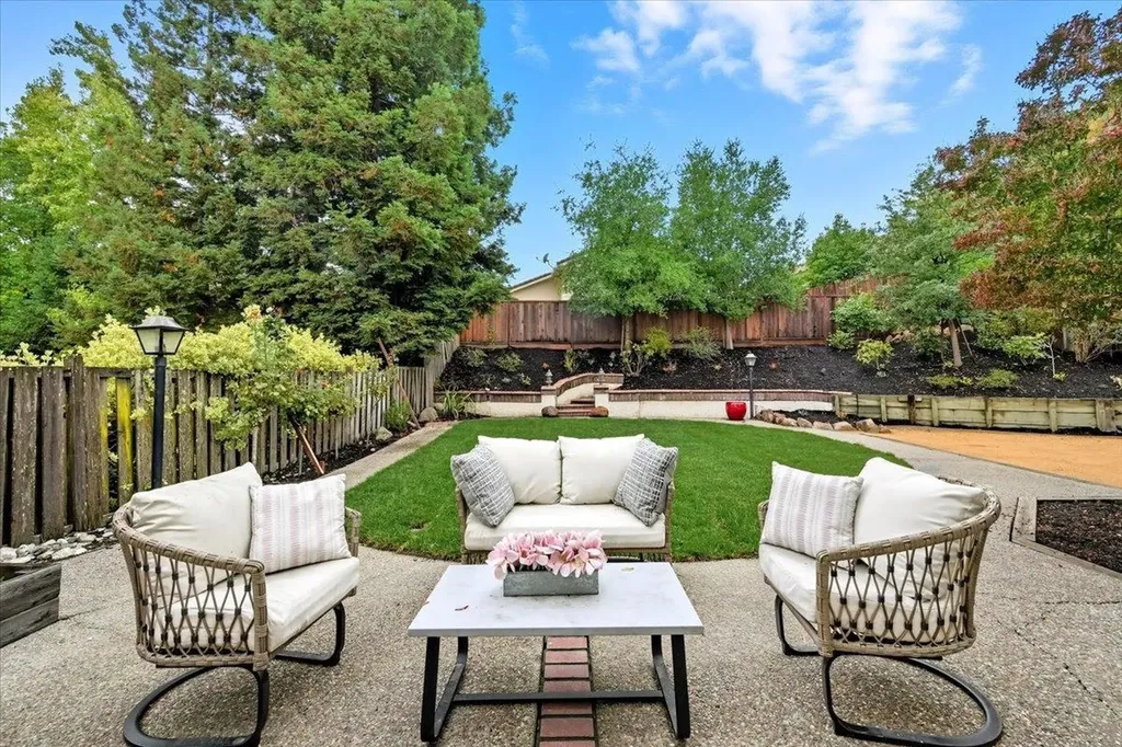 234 Laurelglen Court Danville CA 94506