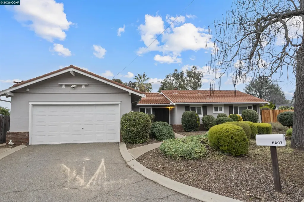 5607 Lassen Court Clayton CA 94517