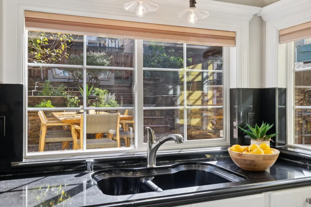 3340 Harrison Street Oakland CA 94611