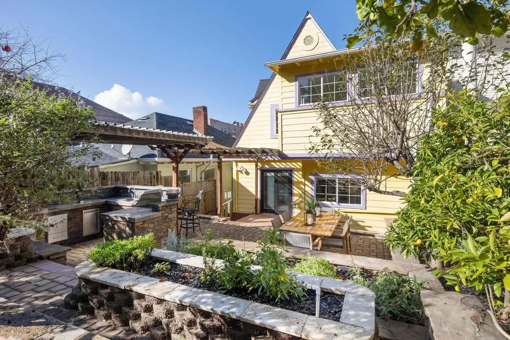 3340 Harrison Street Oakland CA 94611