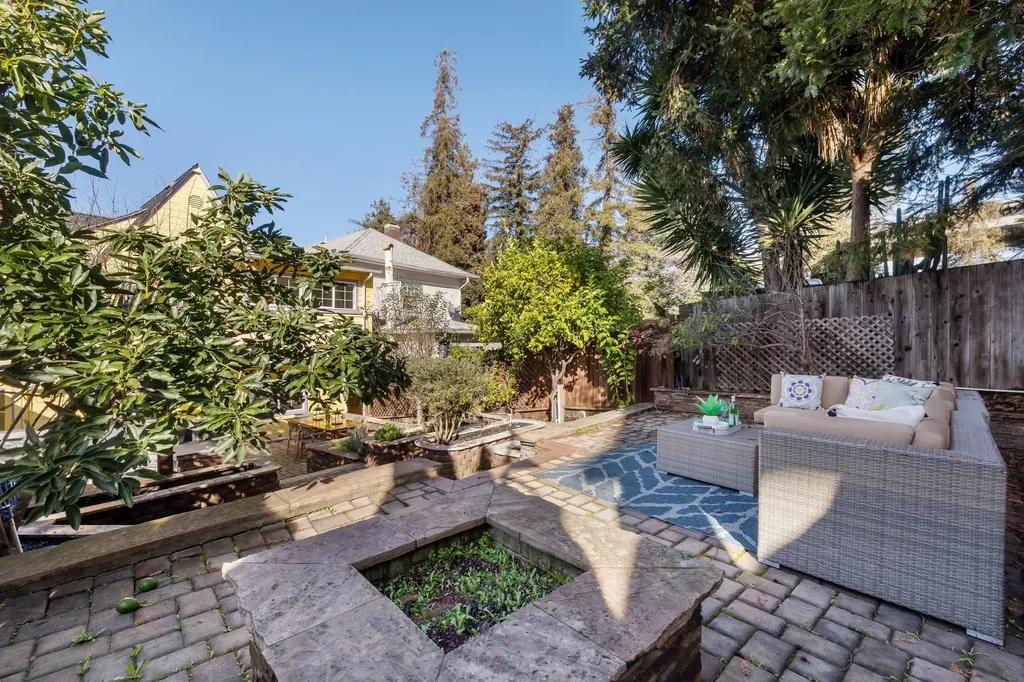 3340 Harrison Street Oakland CA 94611