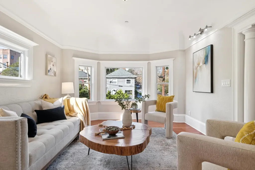 3340 Harrison Street Oakland CA 94611