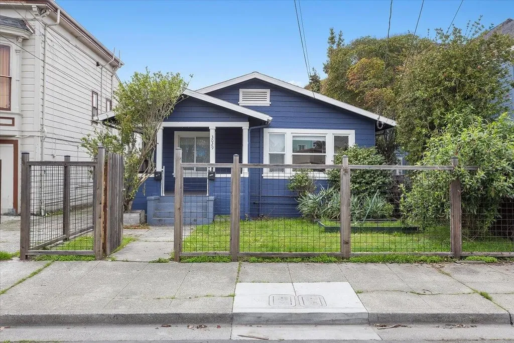 3029 Chestnut Street Oakland CA 94608