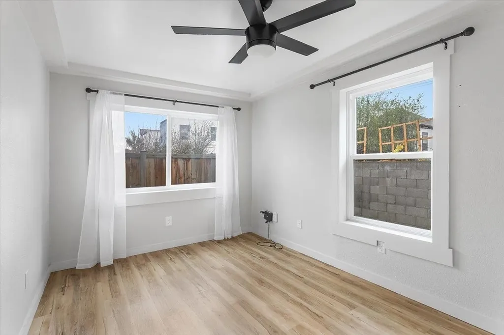 3029 Chestnut Street Oakland CA 94608