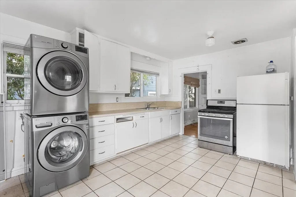 3029 Chestnut Street Oakland CA 94608