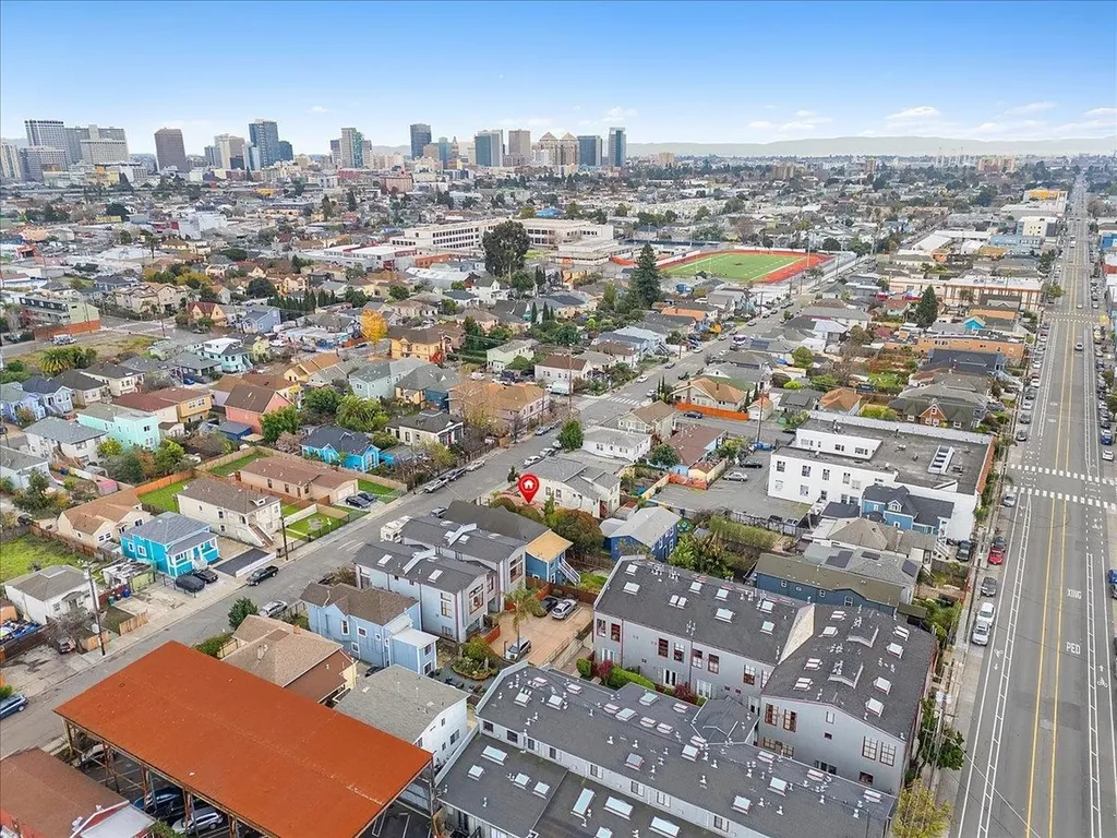 3029 Chestnut Street Oakland CA 94608