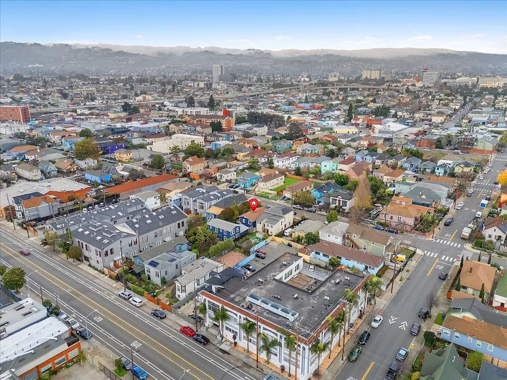 3029 Chestnut Street Oakland CA 94608